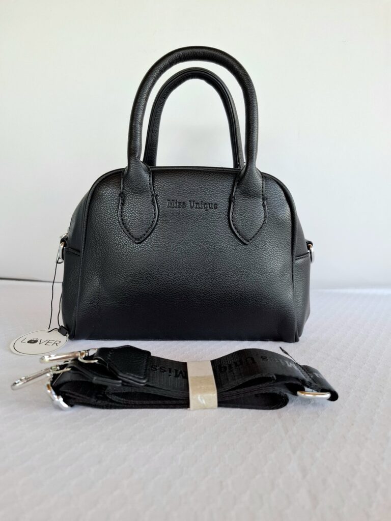 CARTERA MISS UNIQUE NEGRA (A025)