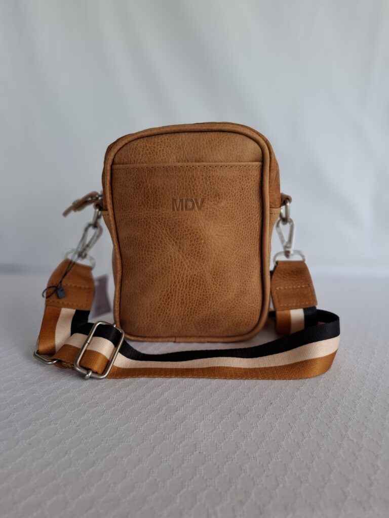 CARTERA MAGUI (A011)